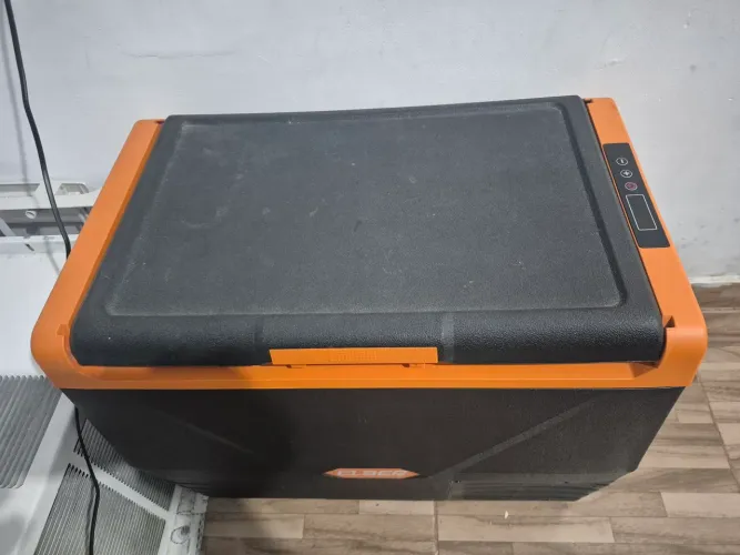 Vendo geladeira automotiva Elber 35 lt 12v