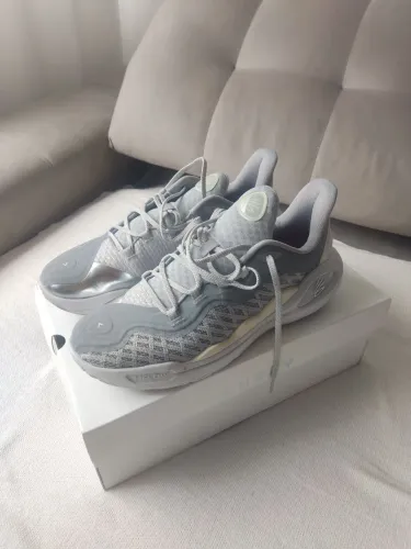 Tênis Under Armour Curry 11 - TAM 44
