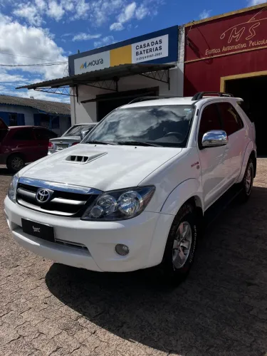 Toyota Hilux SW4 SRV D4-d 4X4 3.0 TDI Dies. AUT 2006