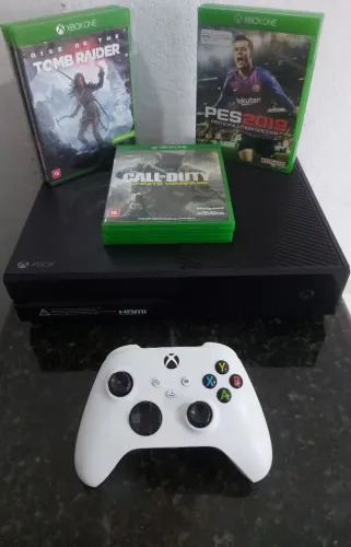 VÍDEO GAME XBOX ONE X FAT - COMPLETO.