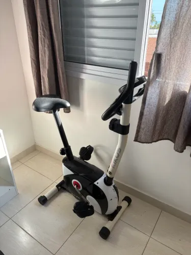 Bicicleta Ergométrica Kikos