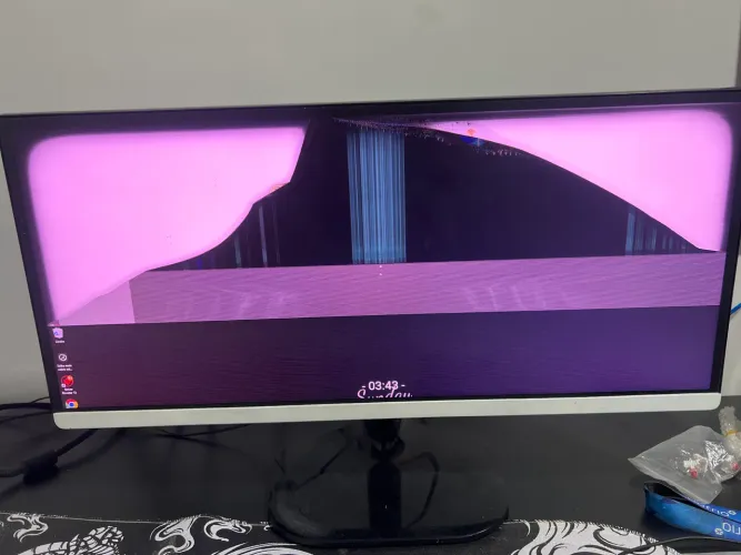 VENDE-SE MONITOR