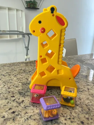 Fisher-Price Brinquedo para Bebês Girafa com Blocos