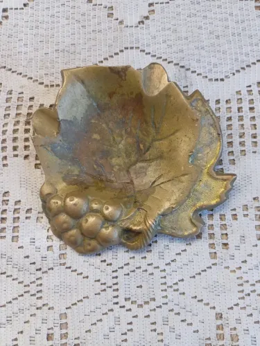 Cinzeiro folhas e uvas colecionável