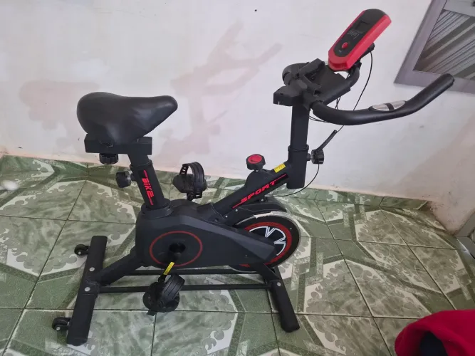 Vende-se Bicicleta ergométrica