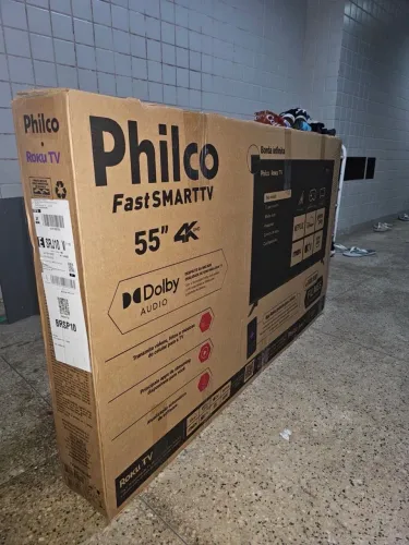 Smart TV Philco de 55 polegadas na caixa com problema na tela 