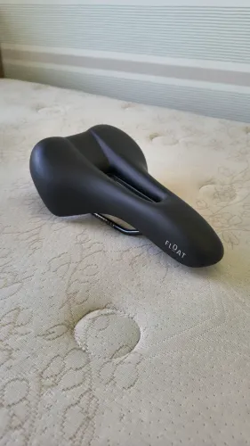 Selim Selle Royal Float