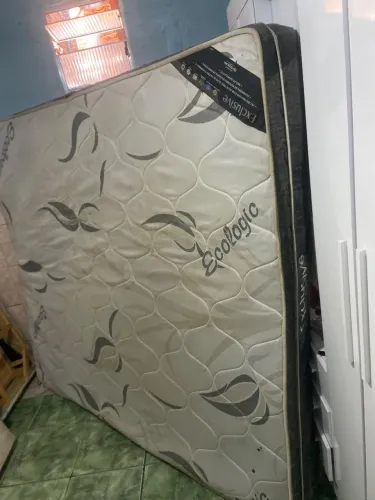 ? VENDO CAMA KING ?