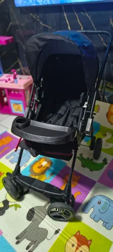 Carrinho de bebê + bebê conforto Galzerano