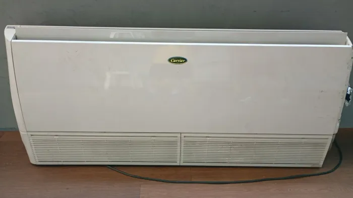 Ar condicionado split teto Carrier 57000 BTUs