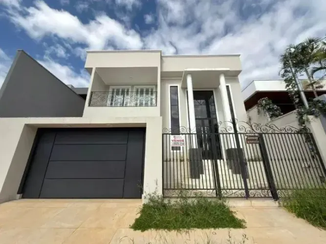 Casa no Residencial Astúrias