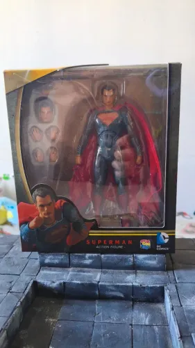 Mafex Superman ver BVS