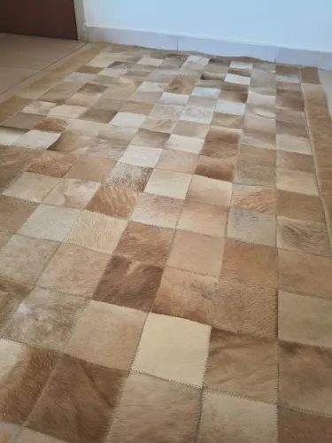 Tapete decorativo em couro