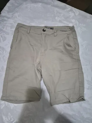 shorts masculino bege