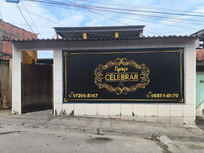 Alugo Espaço Comercial...R$ 1200,00 reais