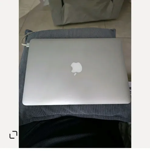 MacBook Air modelo MQD32LLA 8gb de RAM 128gb SSD