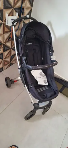 Carrinho + bebê conforto + base e Moisés  Kiddo