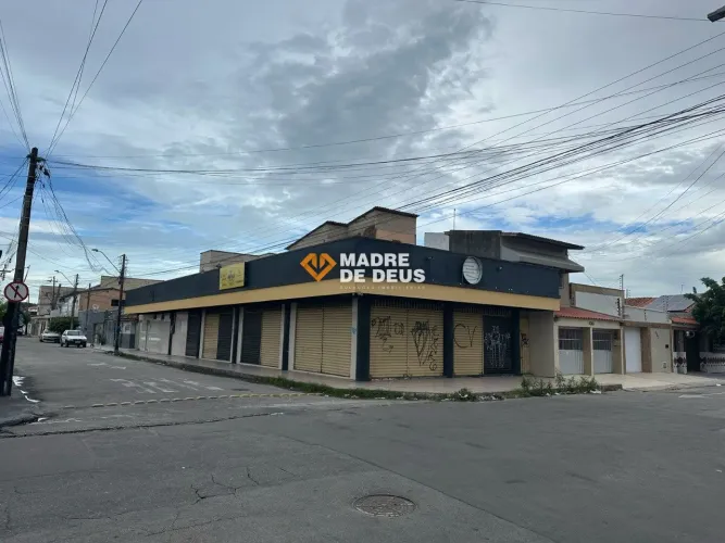Ponto Comercial de Esquina para Locação/Venda no bairro Monte Castelo