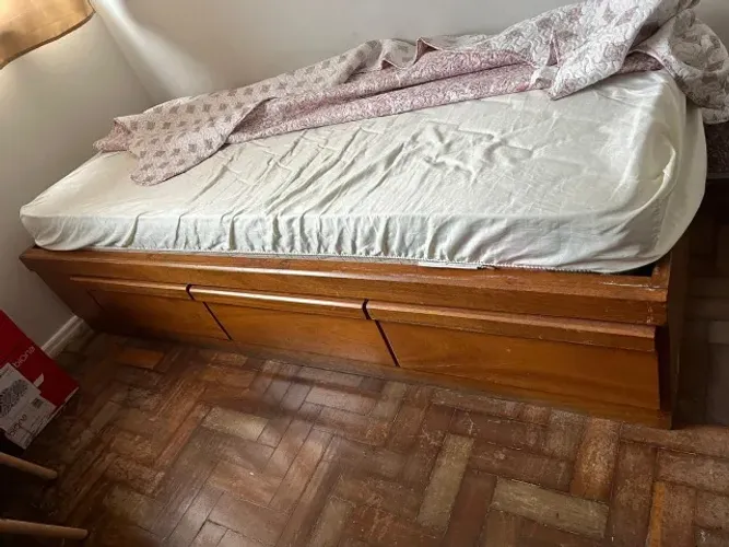 CAMA DE SOLTEIRO MADEIRA MACIÇA + COLCHÃO