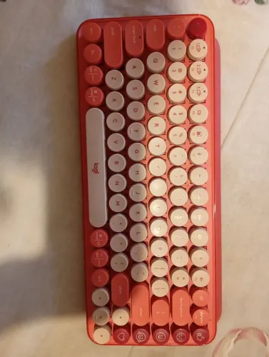 Teclado Mecânico Sem Fio Logitech POP com Teclas Emoji