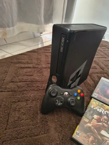 Xbox 360 slim 
