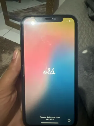 Vende-se iPhone 11 128GB bateria 80% ,800 reias