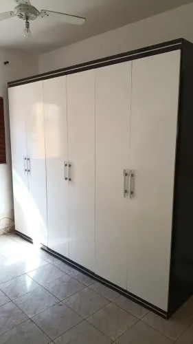Vendo guarda roupa casal