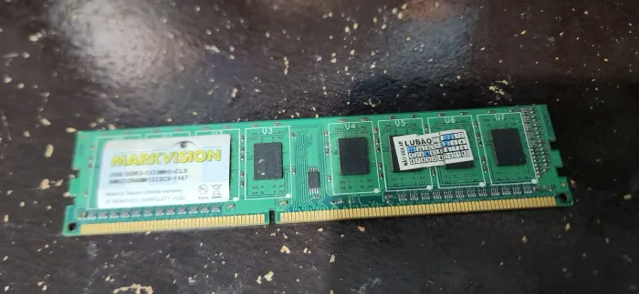 Memória DDR3 2GB para desktop