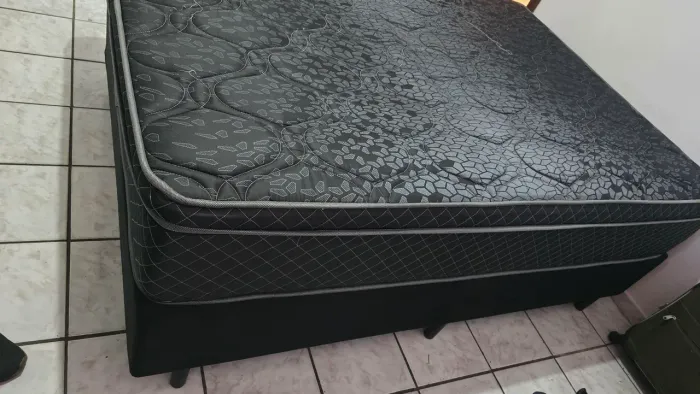 Cama Casal - Colchão e base
