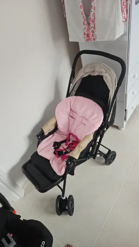 Carrinho de bebê Cosco