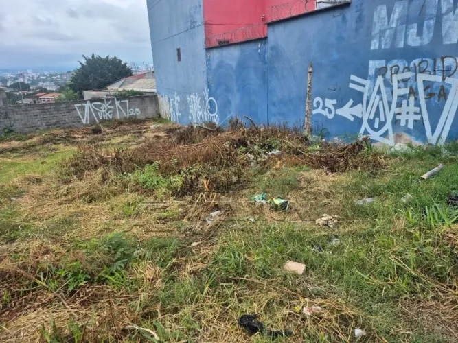 TERRENO COM 468M² - CERRADO