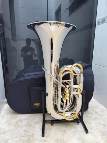 Tuba 5/4 Tokai TB-601NL 4 Pistos Sib - Niquel c/ Laqueado - Nova (Mostruario ) /Troco