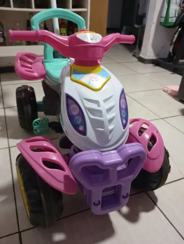 Quadriciclo infantil