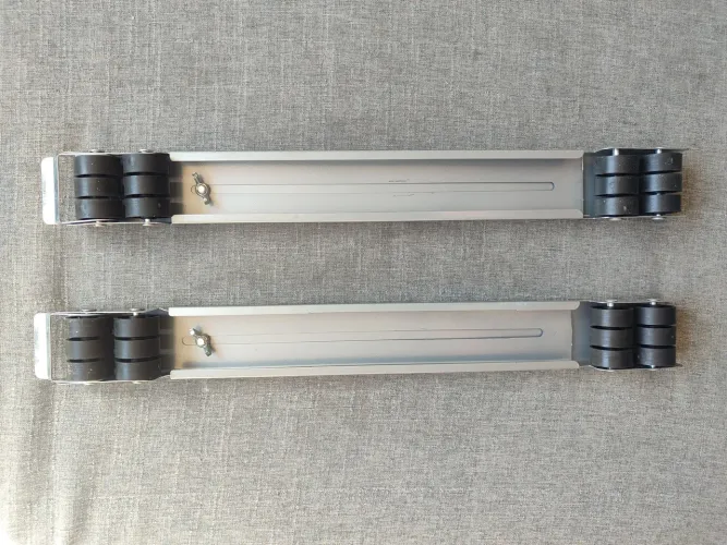 SUPORTE DE BASE COM RODINHAS AJUSTÁVEL PARA MÓVEIS E ELETRODOMÉSTICOS