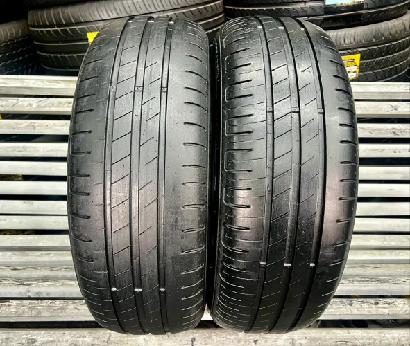 Par de Pneus 195/65/15 Goodyear EfficientGrip Performance / Pneu 195/65R15