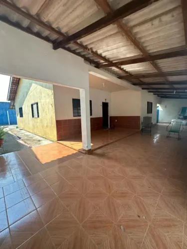 Vendo Casa 3 quartos no Bairro Nova Esperança, a 100 metros da Av. Rio Madeira.