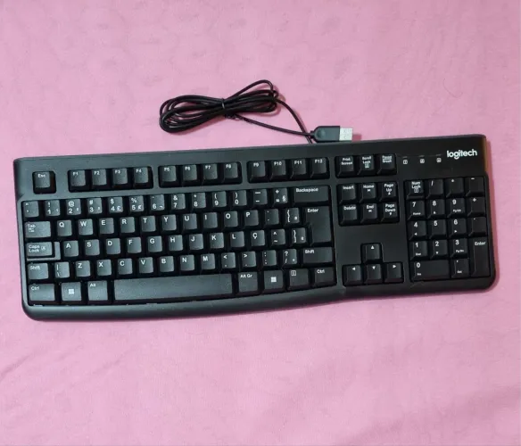 Teclado Logitech K120 USB ABNT2 Original