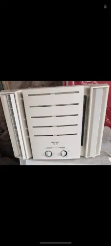 Ar condicionado Springer 7500 BTUs gelando muito.