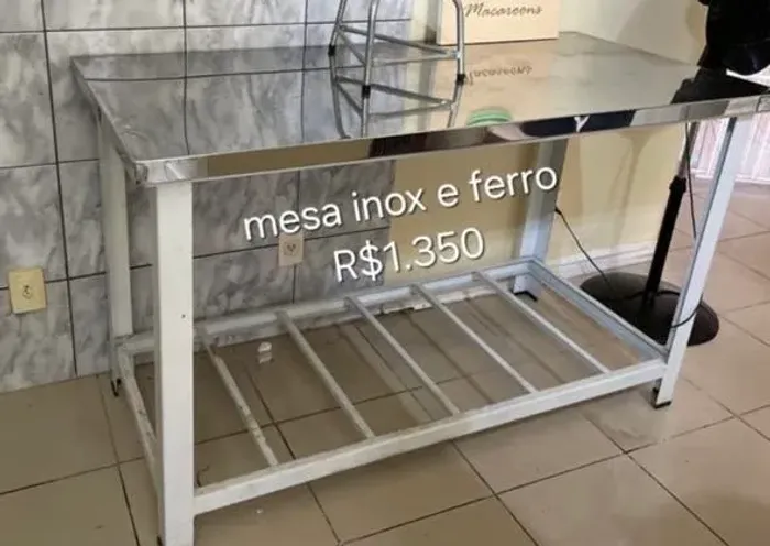 Mesa em Inox e Ferro