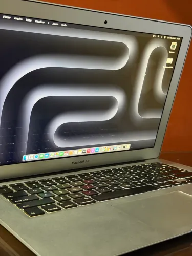 MacBook Air 13? Early 2014 | SSD 128GB | Intel Core i5 | Muito Conservado