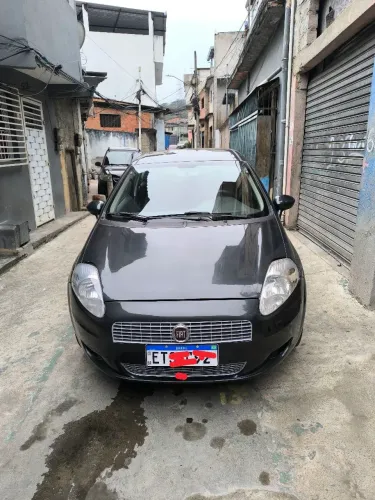 Fiat Punto Essence 1.6 Flex 16V 5P 2012