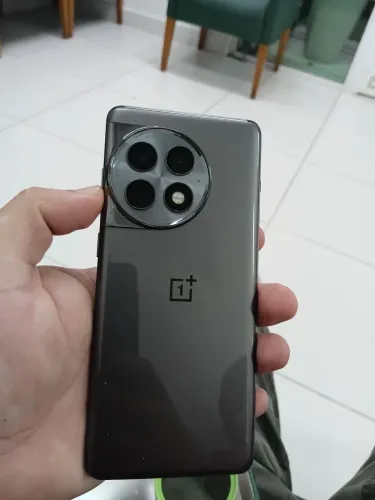 24gb+8g de ram e 1TB de armazenamento SnapDragon 8 gen2