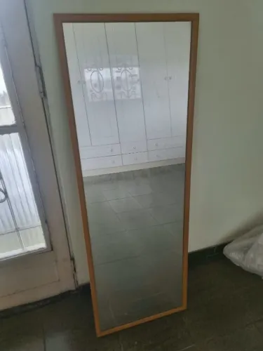 Espelho para quarto ou sala com madeira
