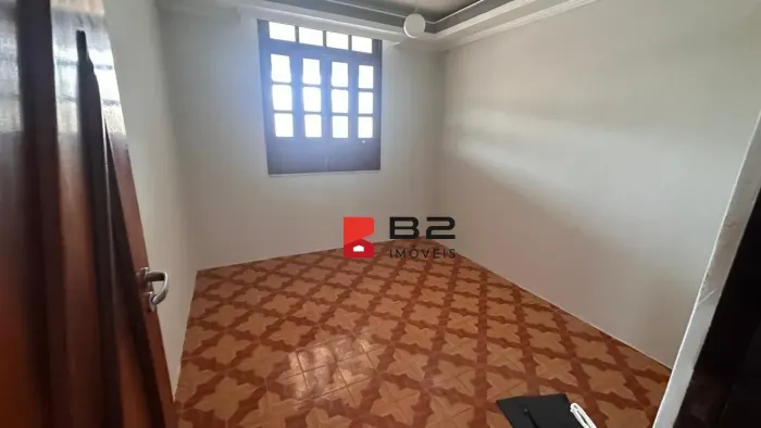 Imóvel para venda tem 100 metros quadrados com 3 quartos em Bela Vista - Camaçari - BA