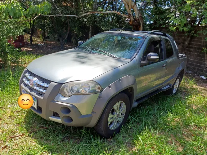 Fiat Strada Adventure1.8/ 1.8 Locker Flex CD 2012