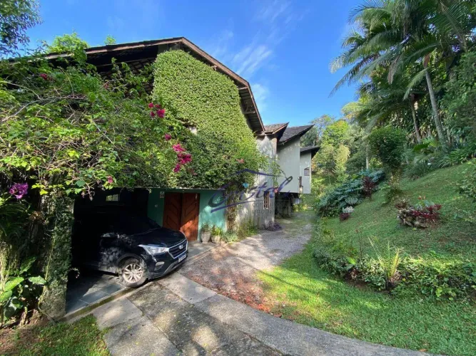 Casa com 5 dormitórios à venda, 605 m² por R$ 3.830.000,00 - Jardim Salete - Taboão da Ser