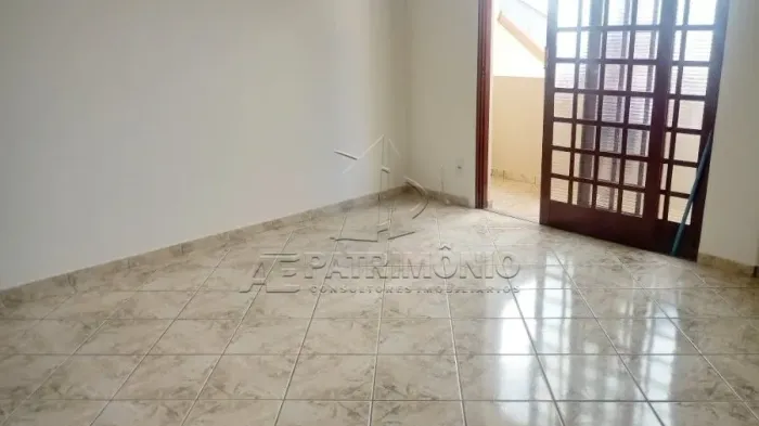 Casa assobradada - Zona Norte