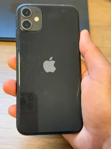 iPhone 11 128GB usado - único dono