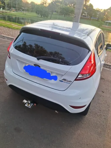 Ford Fiesta 1.5 16V Flex Mec. 5P 2014