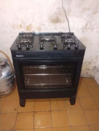 Fogão Esmaltec 5 bocas com mesa de vidro